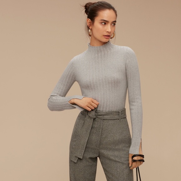 Aritzia Sweaters - Aritzia Wilfred Bloy Sweater